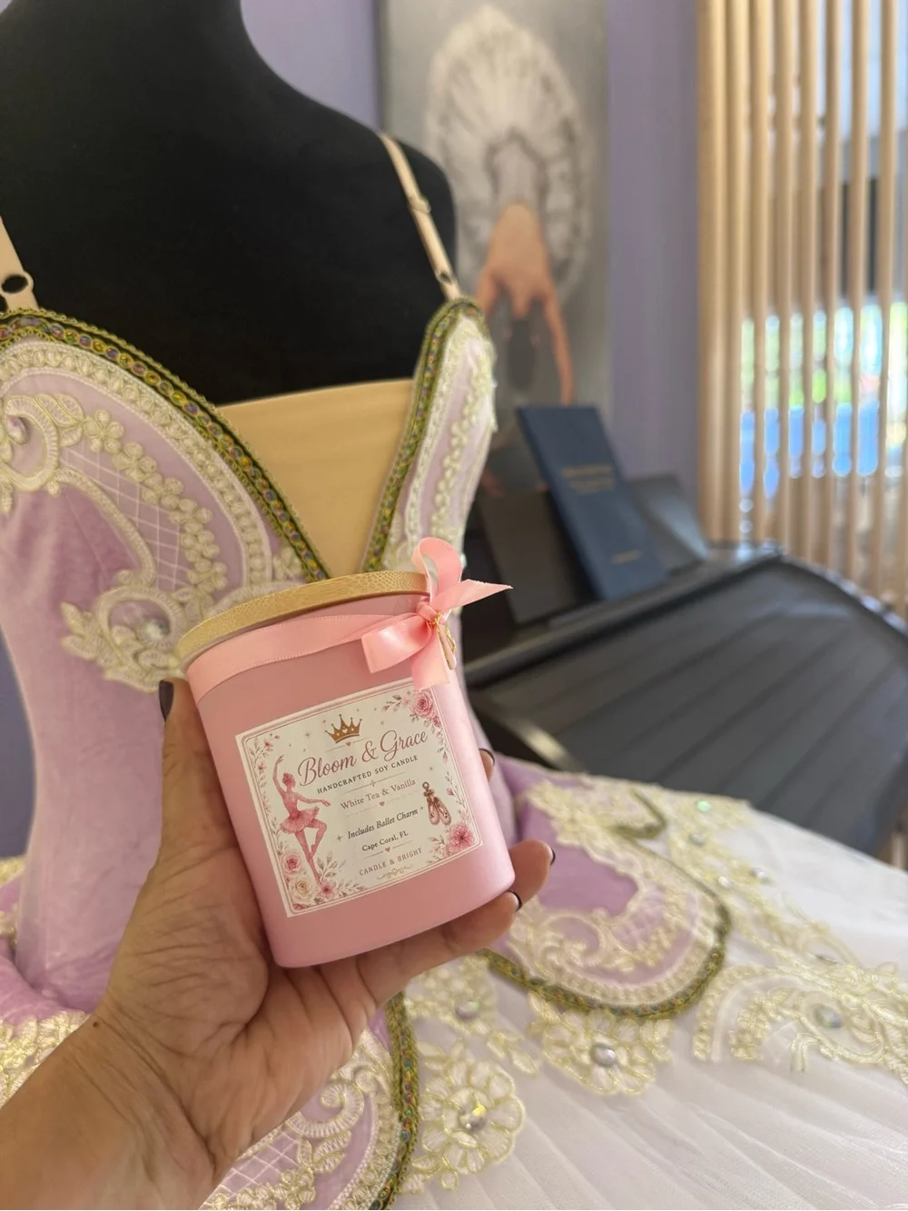 White Tea & Vanilla Soy Candle — Pink Decorative Jar